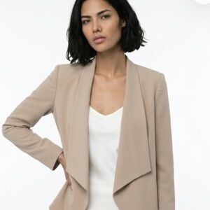 BCBGMaxAzria Women's Tan Blazer